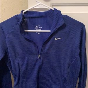 Nike fitness long sleeve top